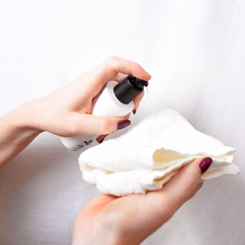 Living Nature Gentle Makeup Remover