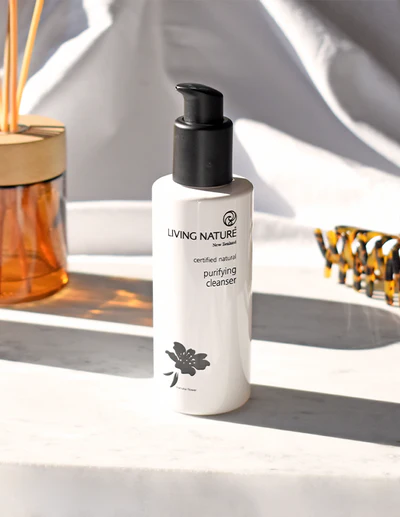 Living Nature Purifying Cleanser